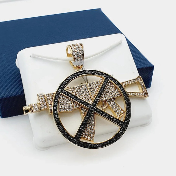 "14K Gold Plated Cubic Zircon Pendant, INUS1BR211 - Picture 3 of 10